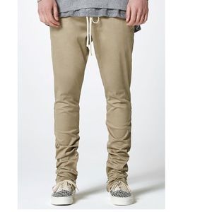 FOG ESSENTIALS Small Chinchilla drawstring pants